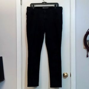 Black Skinny Levi's